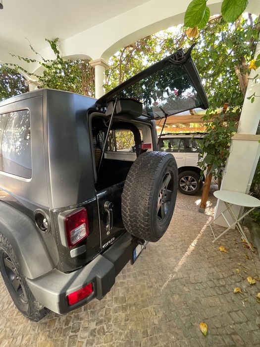 Black Jeep Wangler