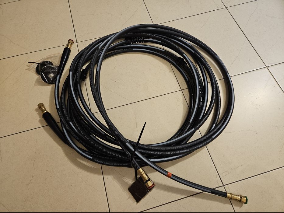 Zestaw węży hydraulicznych Ultraflex