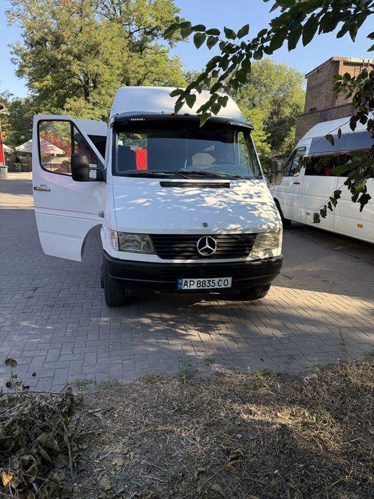 Mercedes Sprinter 412