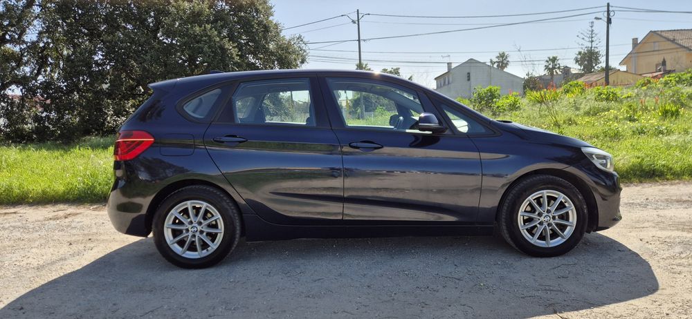 BMW 216d Active Tourer AUTOMÁTICA de 2016 — photo 3