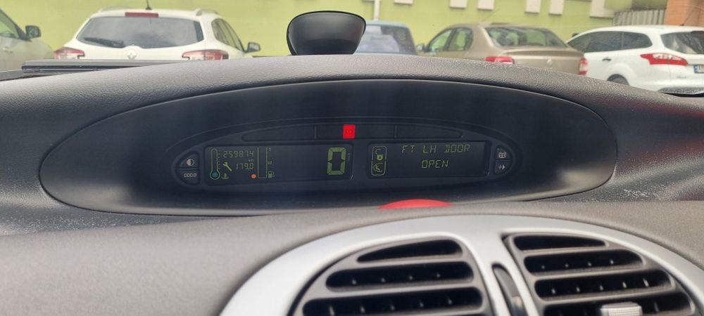 Citroen xsara picasso 1.6 gas/benz