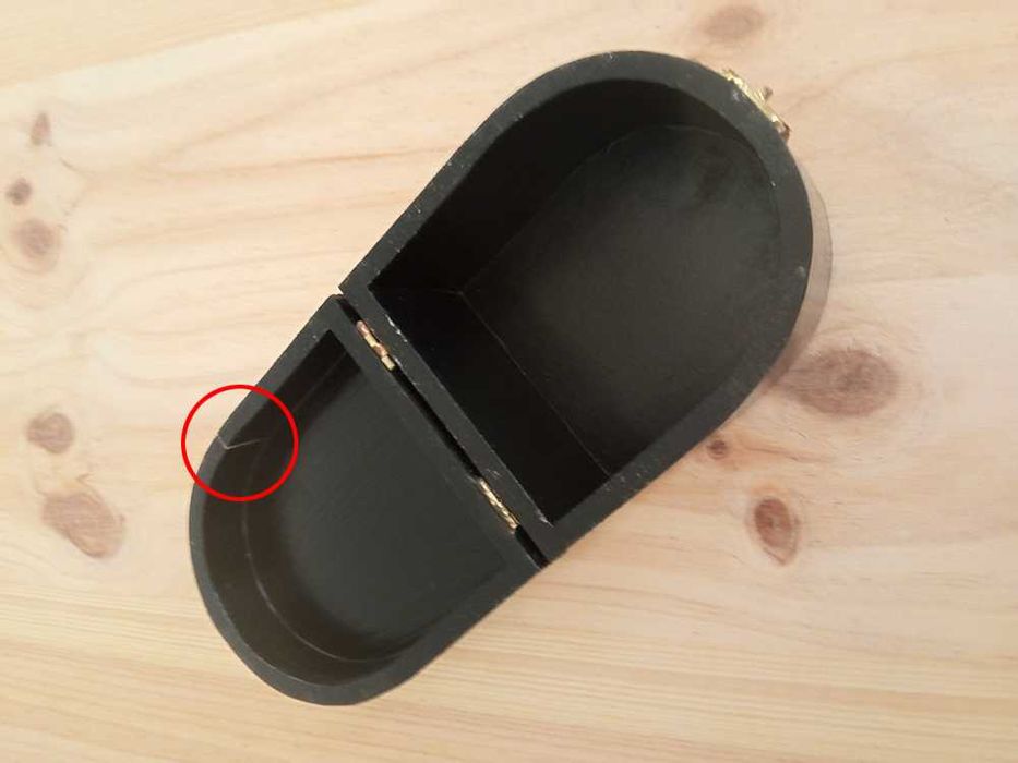 Caixa em Madeira Com Fecho