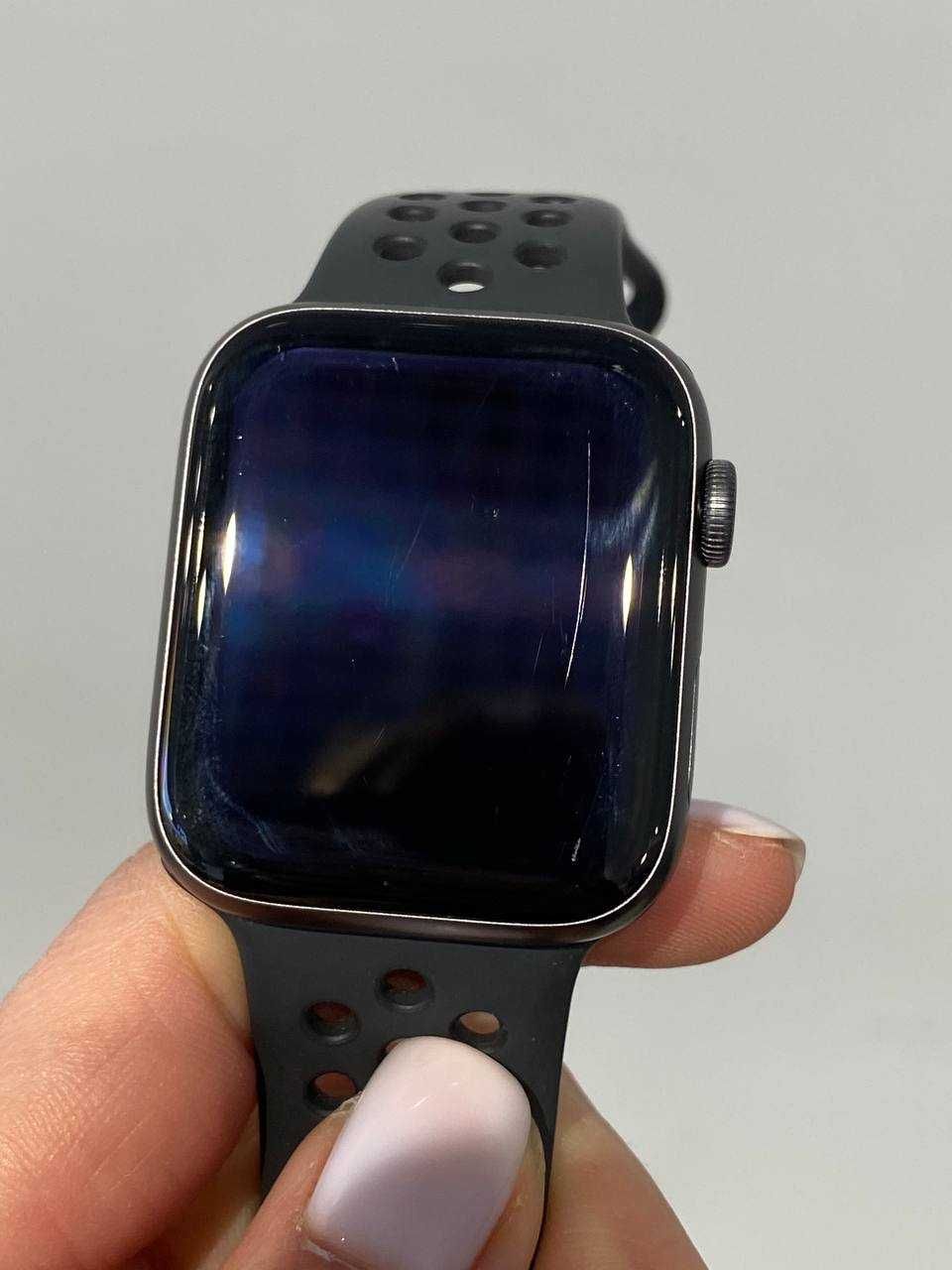 Apple Watch Nike Series 6 GPS 44mm Space Gray Nike Sport Band