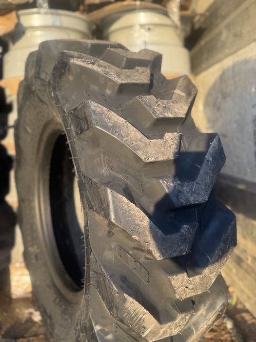opona 12.5/80-18 /14PR VK200 VK TYRE  koparko ładowarka