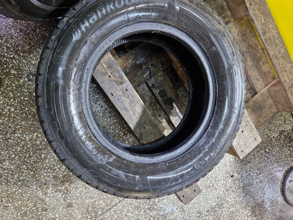 Opony Zimowe 215/65R15C Hankook Winter I*Cept LV 2sztuki Montaż