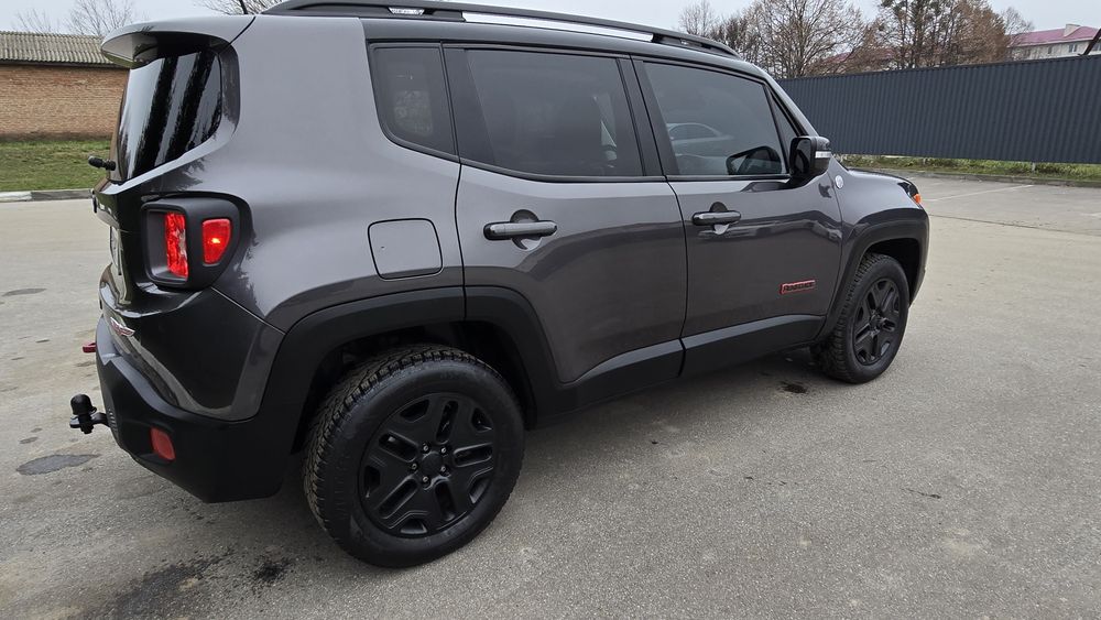 Продається  Jeep Renegade Trailhawk