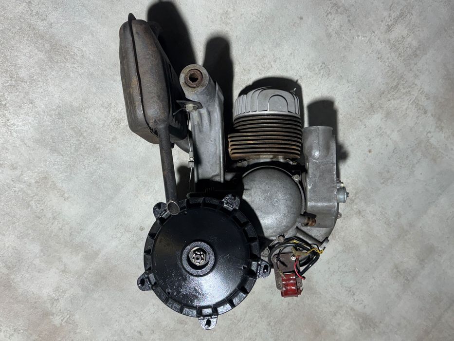 Motor Piaggio Vespa 150 2T (Completo e Impecável)
