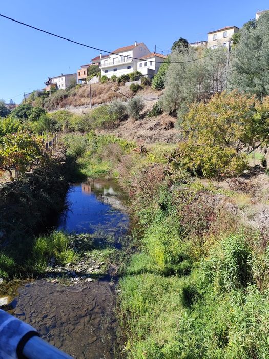 Terreno Pequeno Silvares