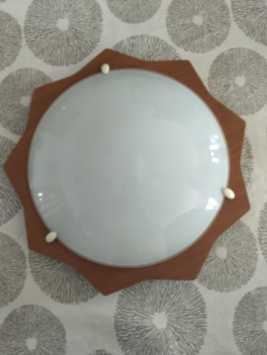 Candeeiro de teto sol