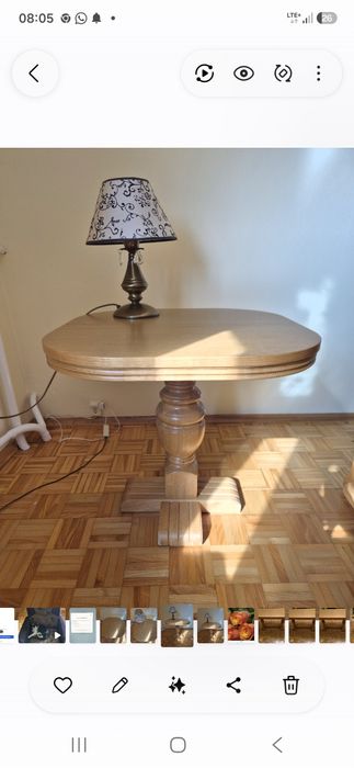 Sprzedam elegancki stolik w klasycznym stylu. Solidne wykonanie, stabilna konstrukcja, idealny jako stolik kawowy, pomocniczy lub pod lampę.