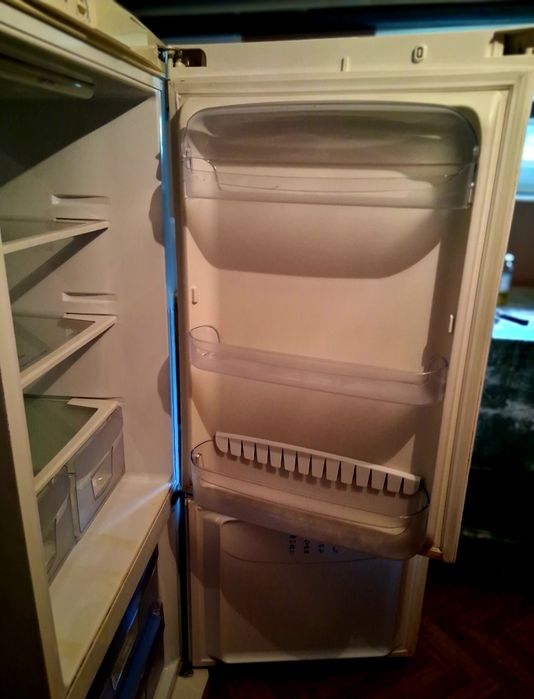 Lodówka Indesit używana