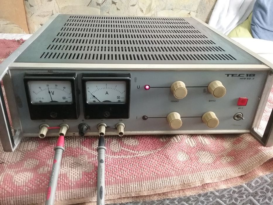 Источник питания регулируемый стабилизированный ТЕС18 (ТЭС18), 50В, 3А