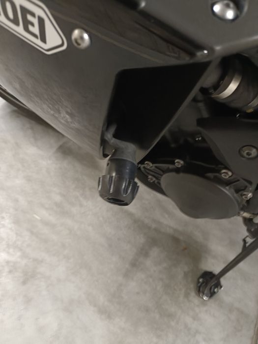 Motocykl YAMAHA R1 rn22 - rok 2010 - bezwypa