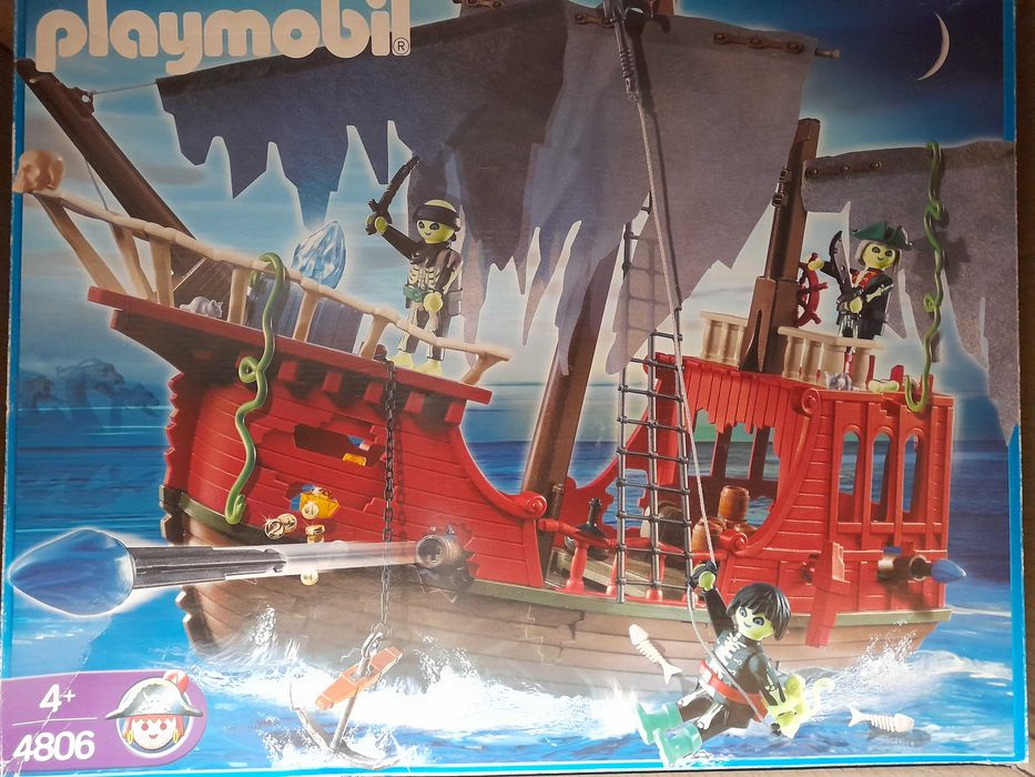 Playmobil 4806 – Ghost Pirate Ship