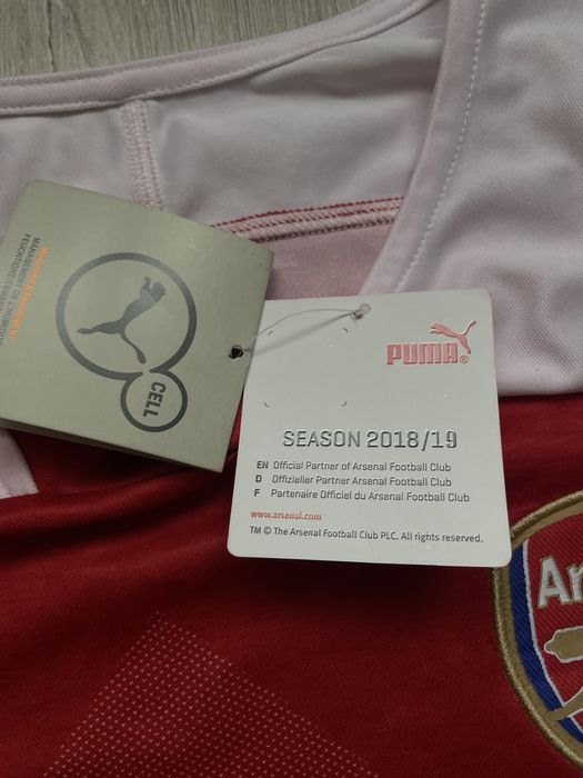 2018 - 19 Arsenal long Home 23 Welbeck