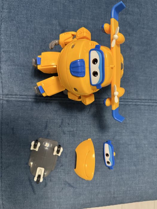 Суперкрила Донні superwings