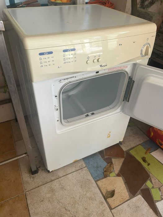 Máquina de Secar Roupa