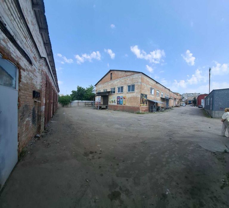 50м2 в центральній частині міста. БЕЗ ВІДКЛЮЧЕНЬ!
