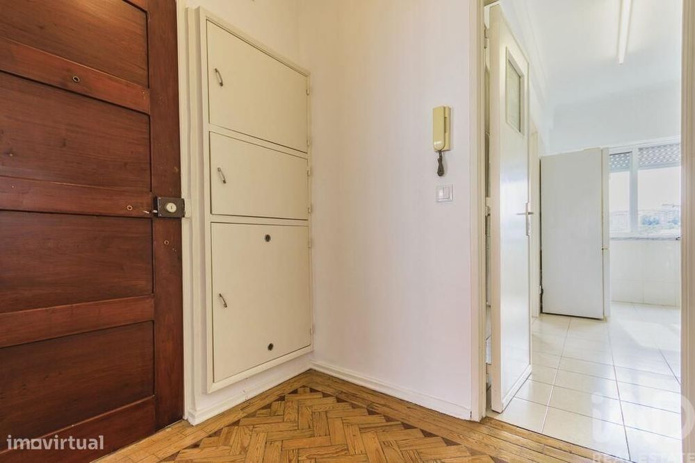 Apartamento T4 em Beato de 86 m2