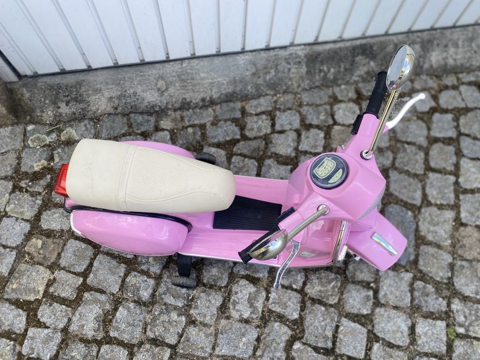 Vespa Elétrica Criança