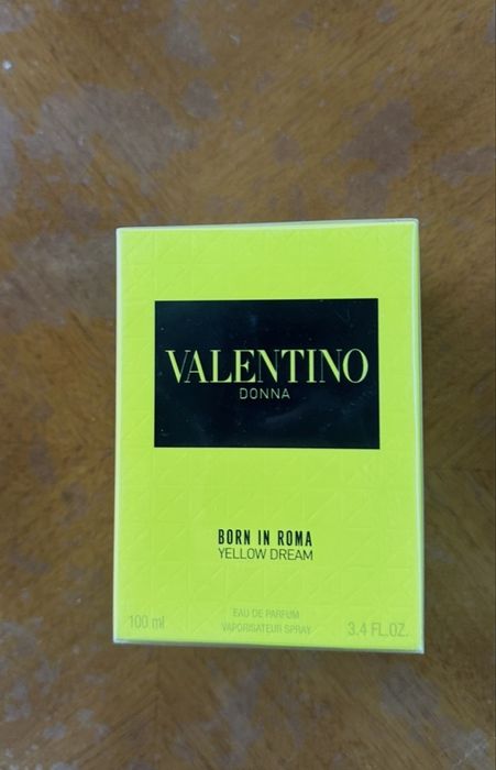 Nowe perfumy Valentino Donna kupione w Douglas