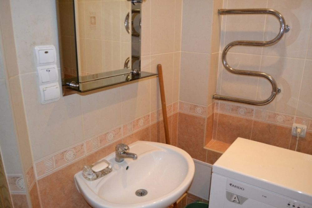 Квартира  возле военной части! Владелец!