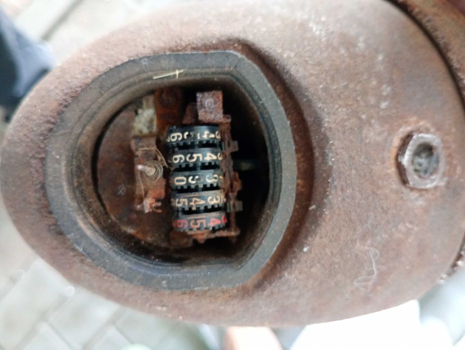 SIMSON SR 2 rama, silnik, bak, gażnik skrz. biegów luzem, inne
