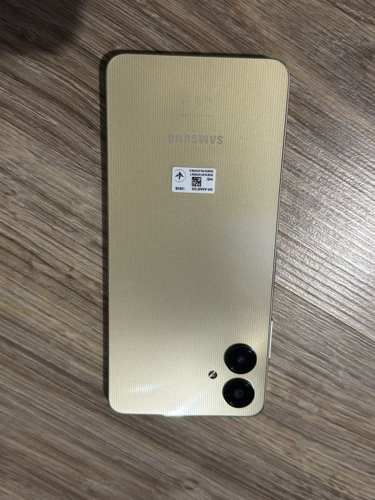 Samsung A06 Android