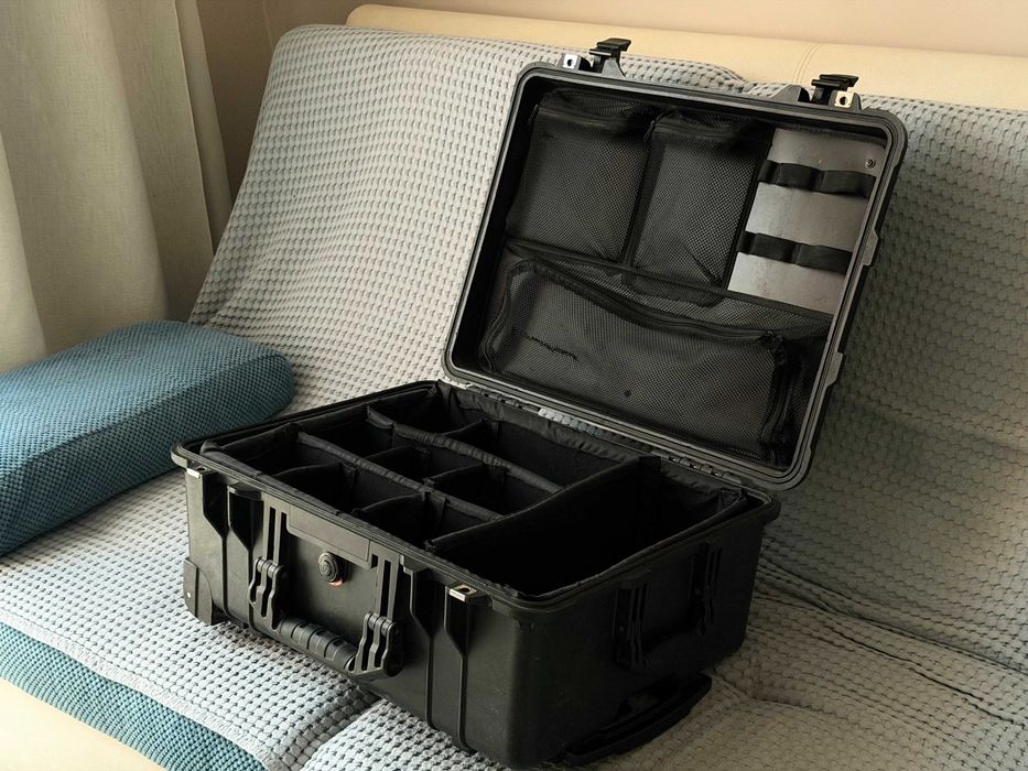 Валіза кейс на колесах Peli 1560 Case