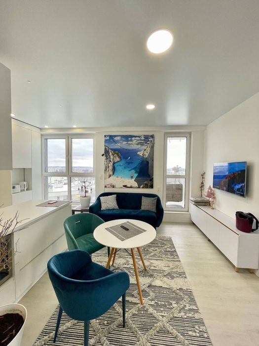 Оренда 2 к квартири + студія (з паркомісцем)ЖК Америка, вул В Великого