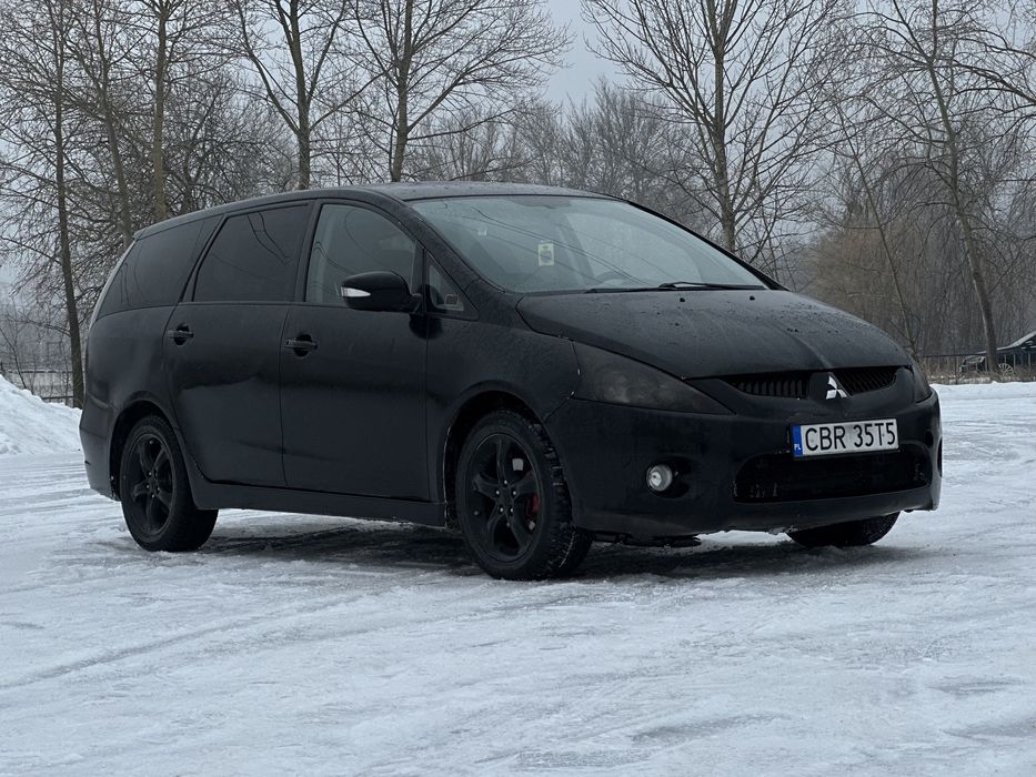 Mitsubishi grandis,митсубиси,грандис,7 мест