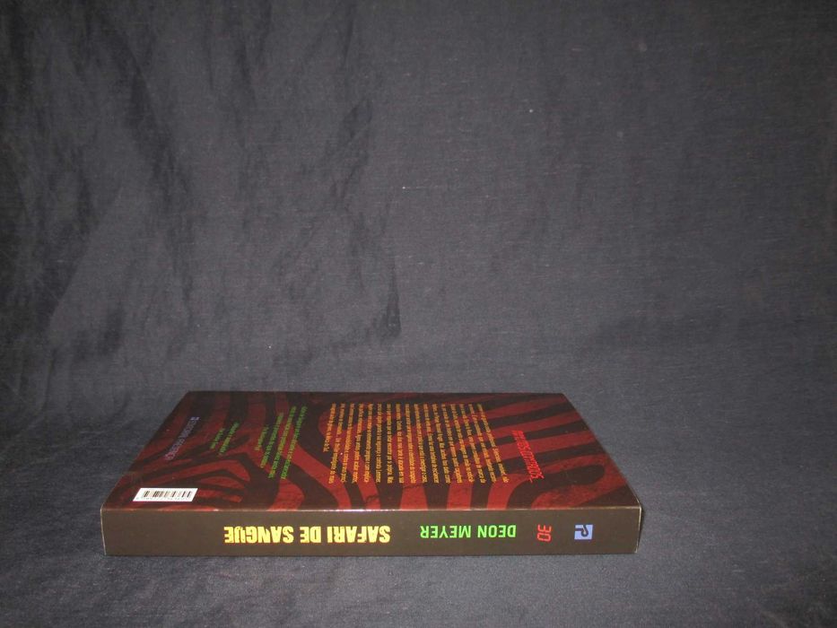 Livro Safari de Sangue Deon Meyer