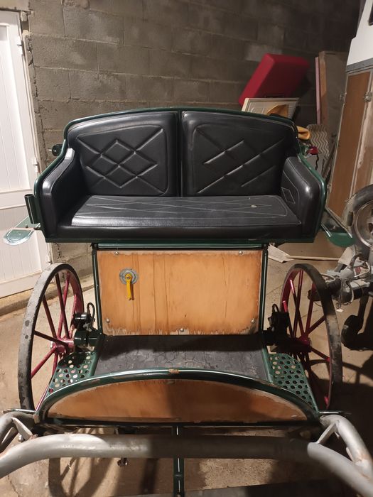 Charrete confortável com suspensão ajustavel