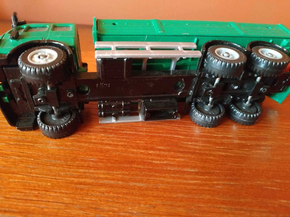 Siku Mercedes ciężarówka model