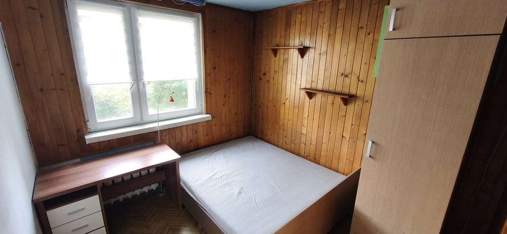 Centrum,mega potencjał,4pokoje,komórka,rowerownia,spiżarka,piwnica.