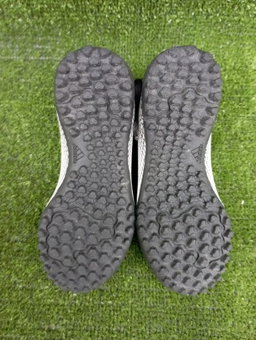 Дитячі кросівки сороконожки adidas