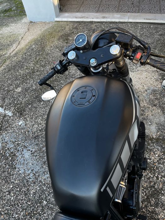 Yamaha XJR 1200 cafe racer