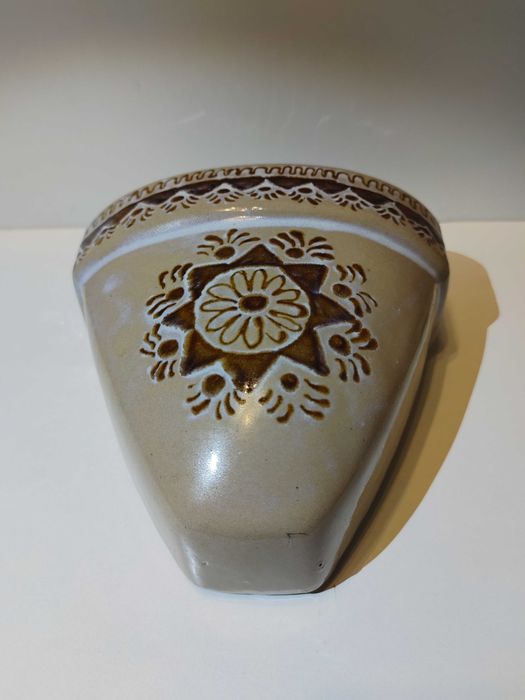 Настінна ваза - Кашпо