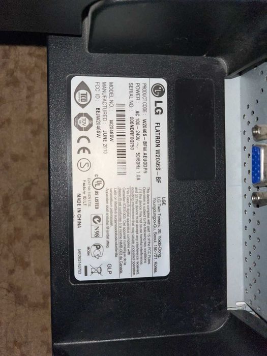 Монітор LG Flatron W2046S-BF