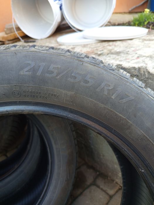 CEAT Winter Drive 215/55 R17 zimowe 4 sztuki