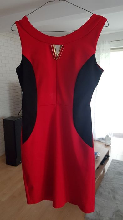 Czerwona sukienka mini