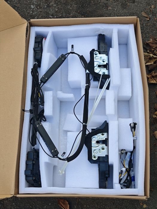 Дотяжки доводчики дверей bmw g42 g87