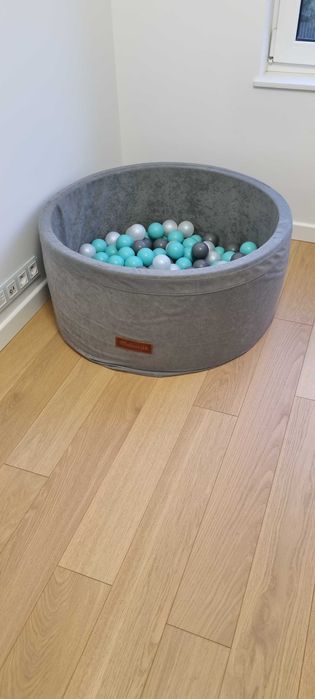 Basen z kulkami dla dzieci