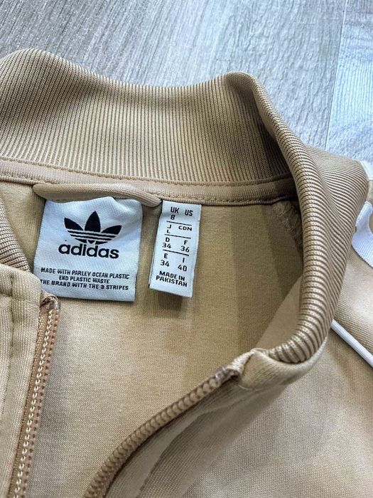 Олімпійка жіноча adidas originals primeblue sst jas