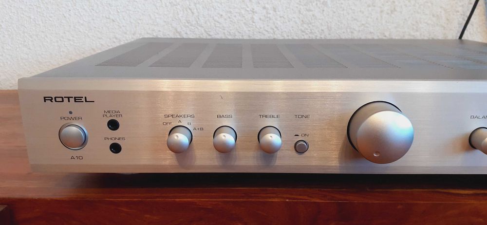 ROTEL A10 - Wzmacniacz stereo, jak nowy - Olsztyn.