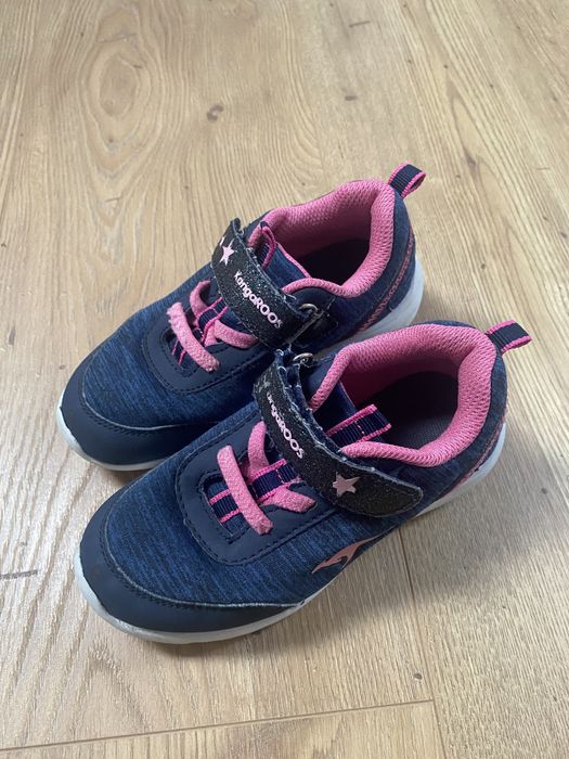 Buty sportowe na rzep dla dziewczynki rozm.26 Kangaroos