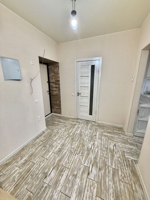 Продаж квартири Леваневців