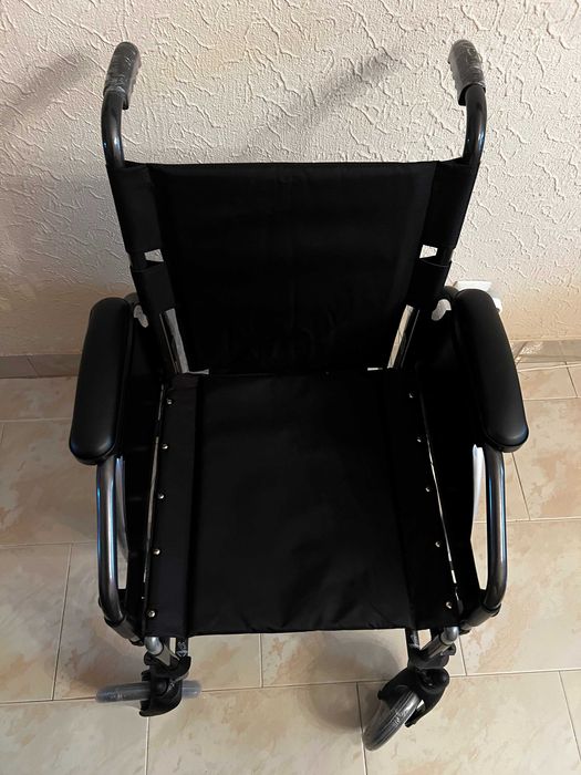 Cadeira de Rodas Vermeiren T101 - NOVA/SELADA