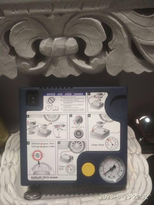 Компресор підкачки коліс Мерседес