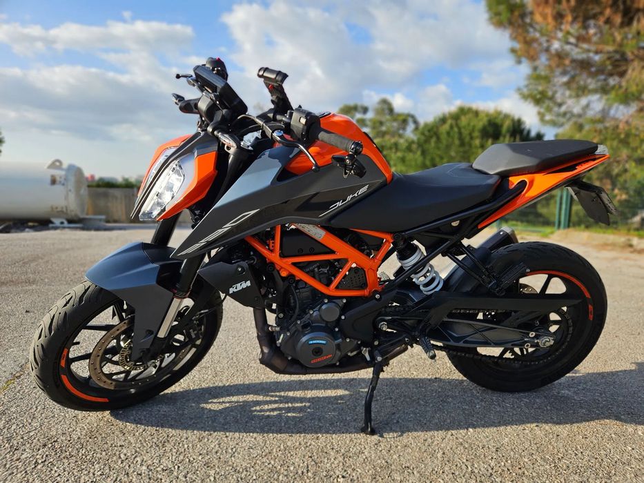 KTM Duke  390